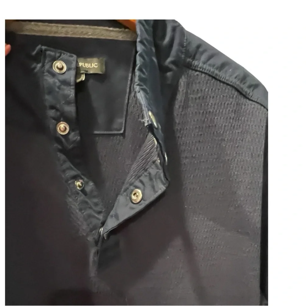 Banana Republic Snap Collar Pullover Thermal Texture,‎ Size L